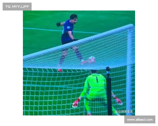 柏太阳神小将菅沼实替补登场即破门助队赢得胜利